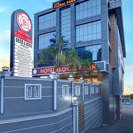 קוטאיאם Hotel Floral Park מראה חיצוני תמונה